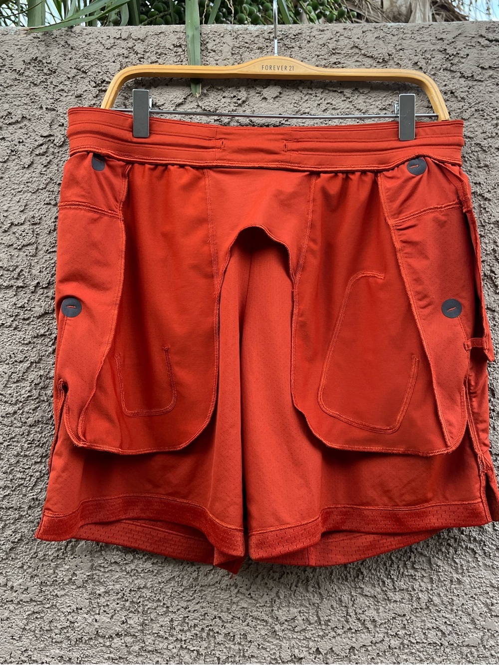 Lululemon Double Layered Mesh Short - Picture 9 of 9